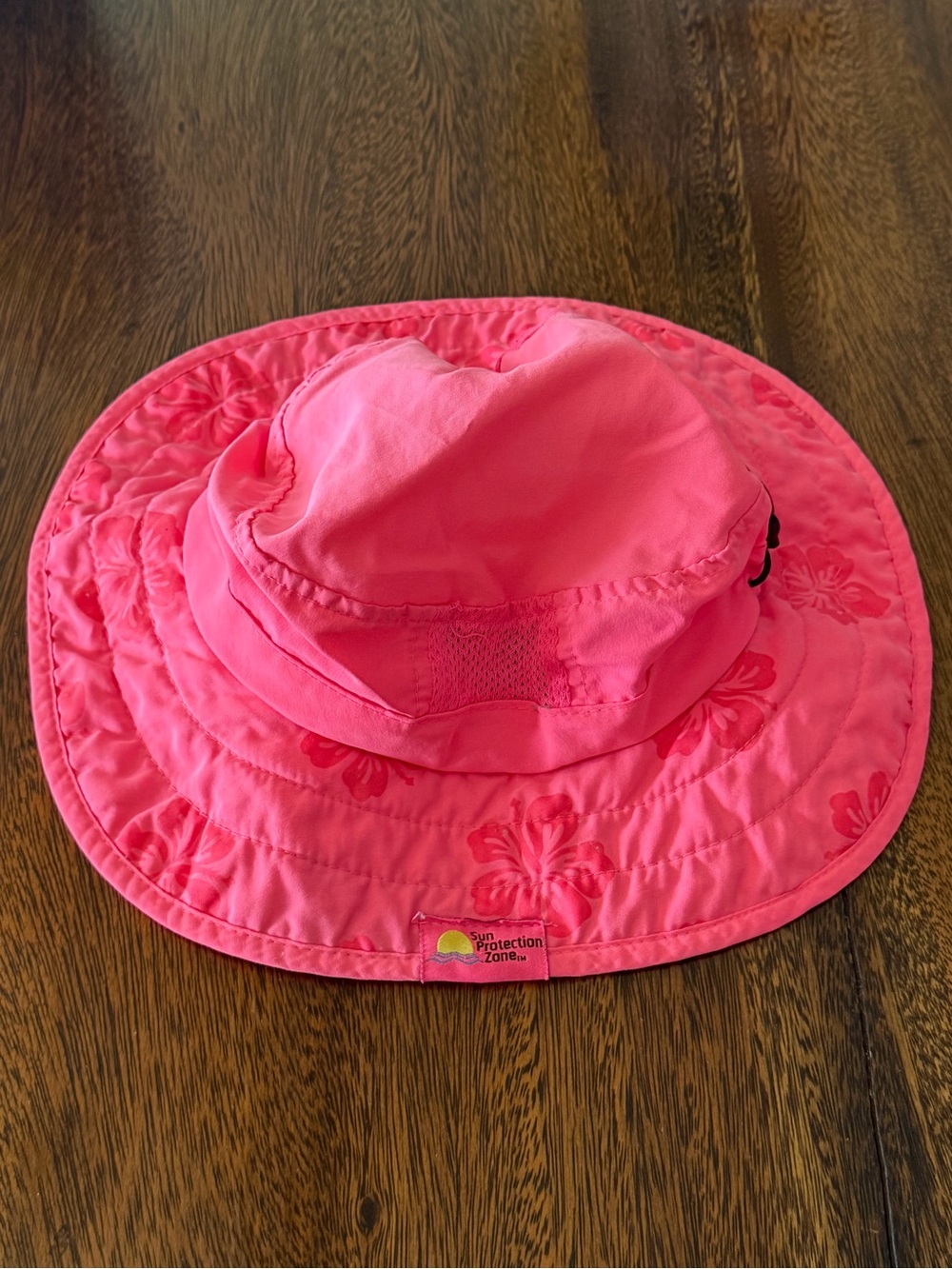 GENTLY USED SUN HAT